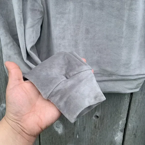 SKIMS Jacket Sz Medium Grey Velour Zip Up Hoodie Short Super Soft Loungewear - Picture 9 of 12